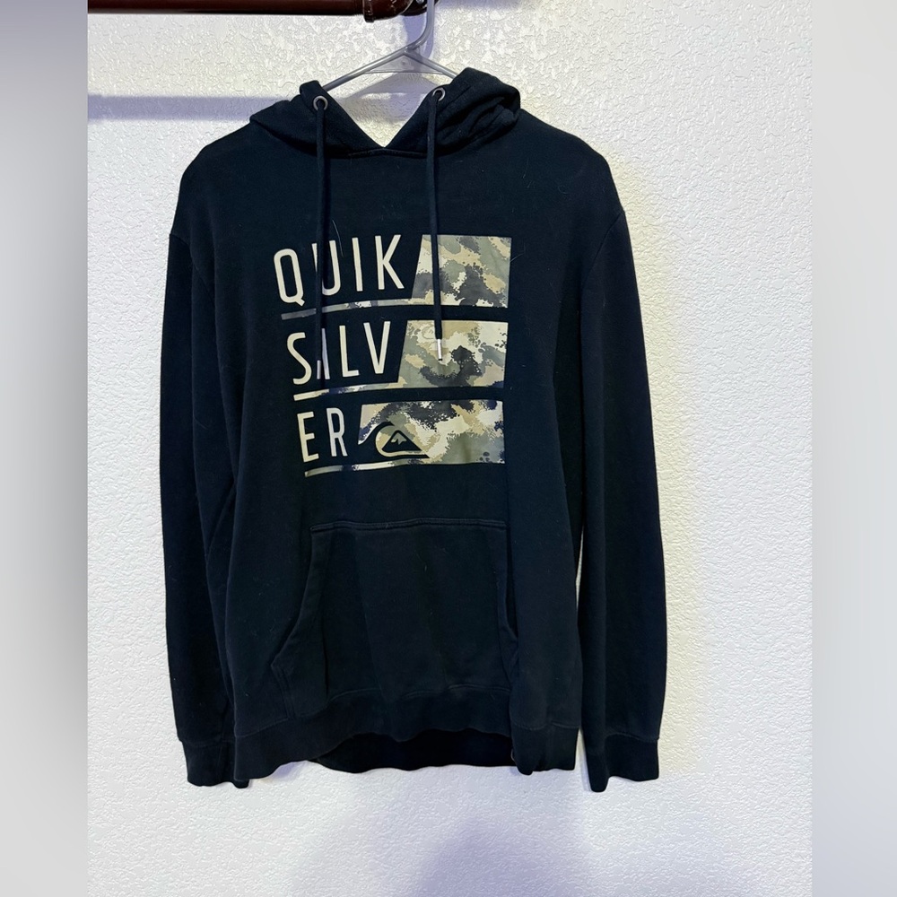 Quiksilver Men's Navy Hoodie with Camo Logo